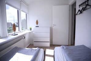 4 chambres, fer et planche à repasser, Wi-Fi gratuit, draps fournis