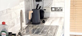 2ndHomeStays I Bilston I Contractor-Friendly House