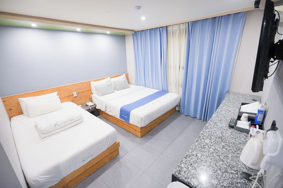 Deluxe Twin Room | Free WiFi