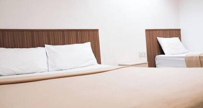 Impress Star Hotel