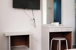 Room - Impress Star Hotel (Senai)