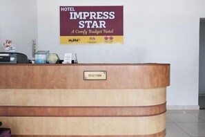 Lobby - Impress Star Hotel (Senai)