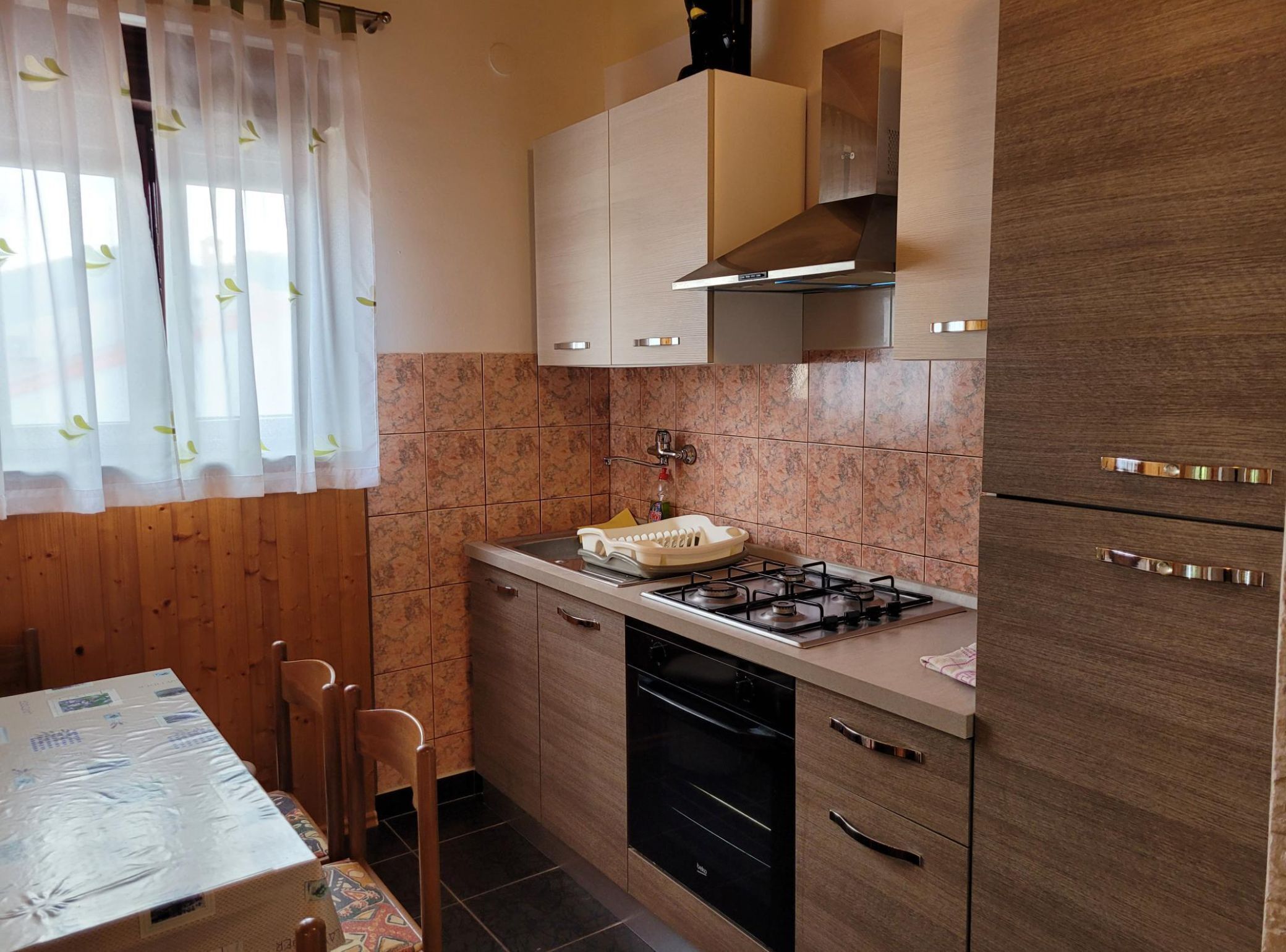 Apartment (Apartments Villa Dina 3) | Bathroom | Shower, towels