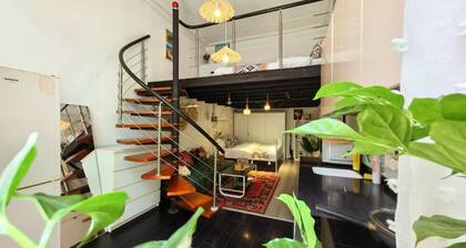 Shanghai Hills & Aromahome Sunshine BnB