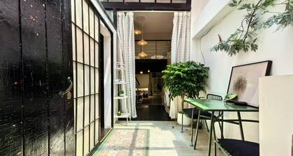 Shanghai Hills & Aromahome Sunshine BnB