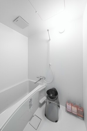 무료 세면용품, 헤어드라이어, 슬리퍼, 타월