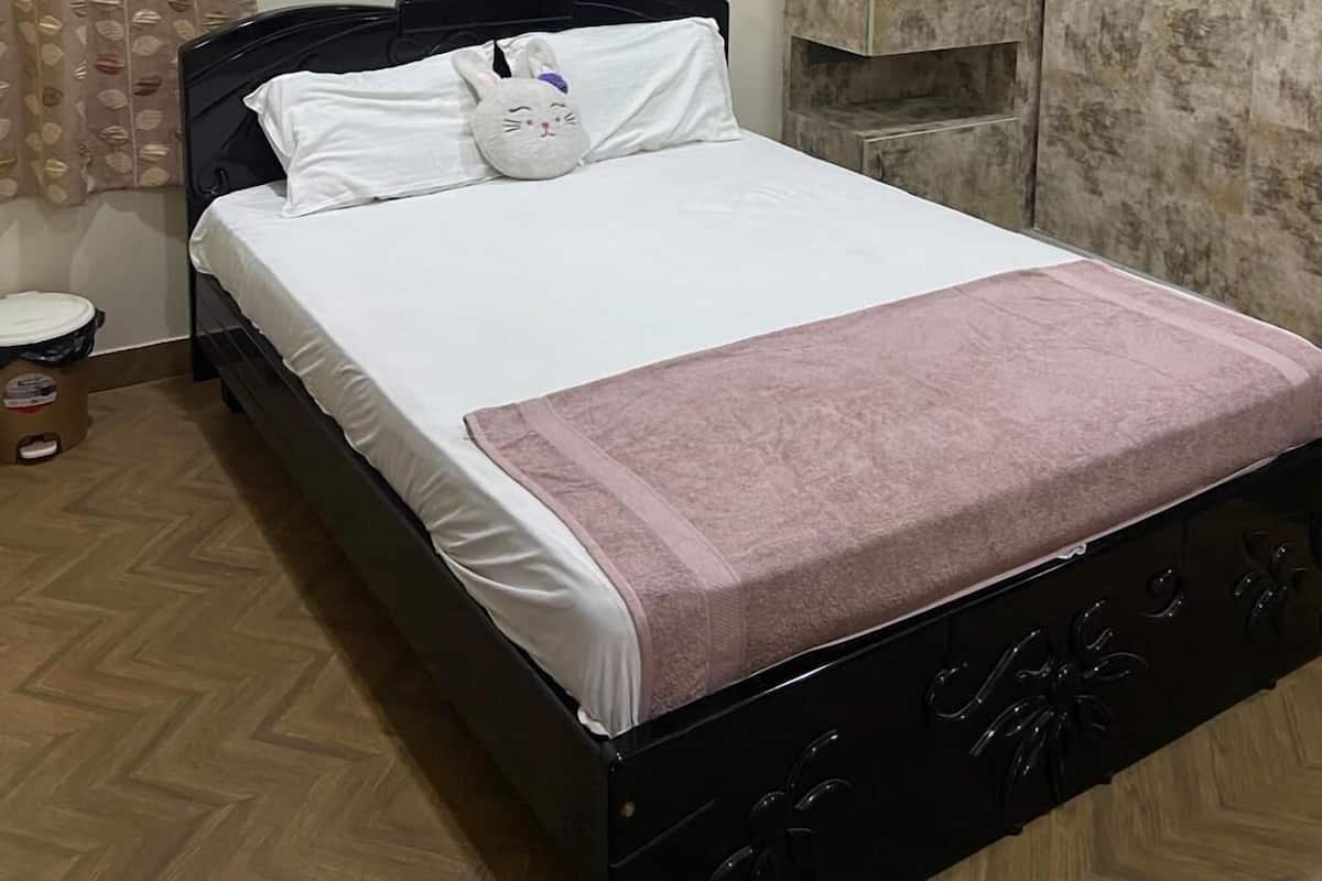 Deluxe Double Room, City View