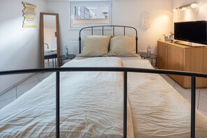 1 habitación, wifi y ropa de cama