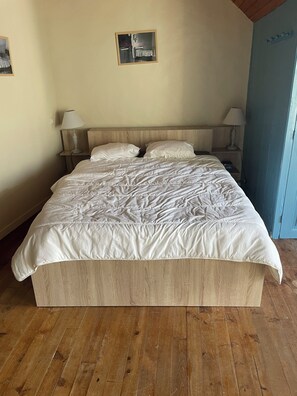 3 室のベッドルーム、WiFi