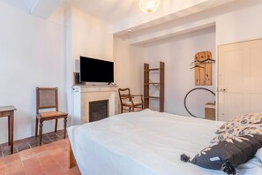 3 chambres, Wi-Fi, draps fournis