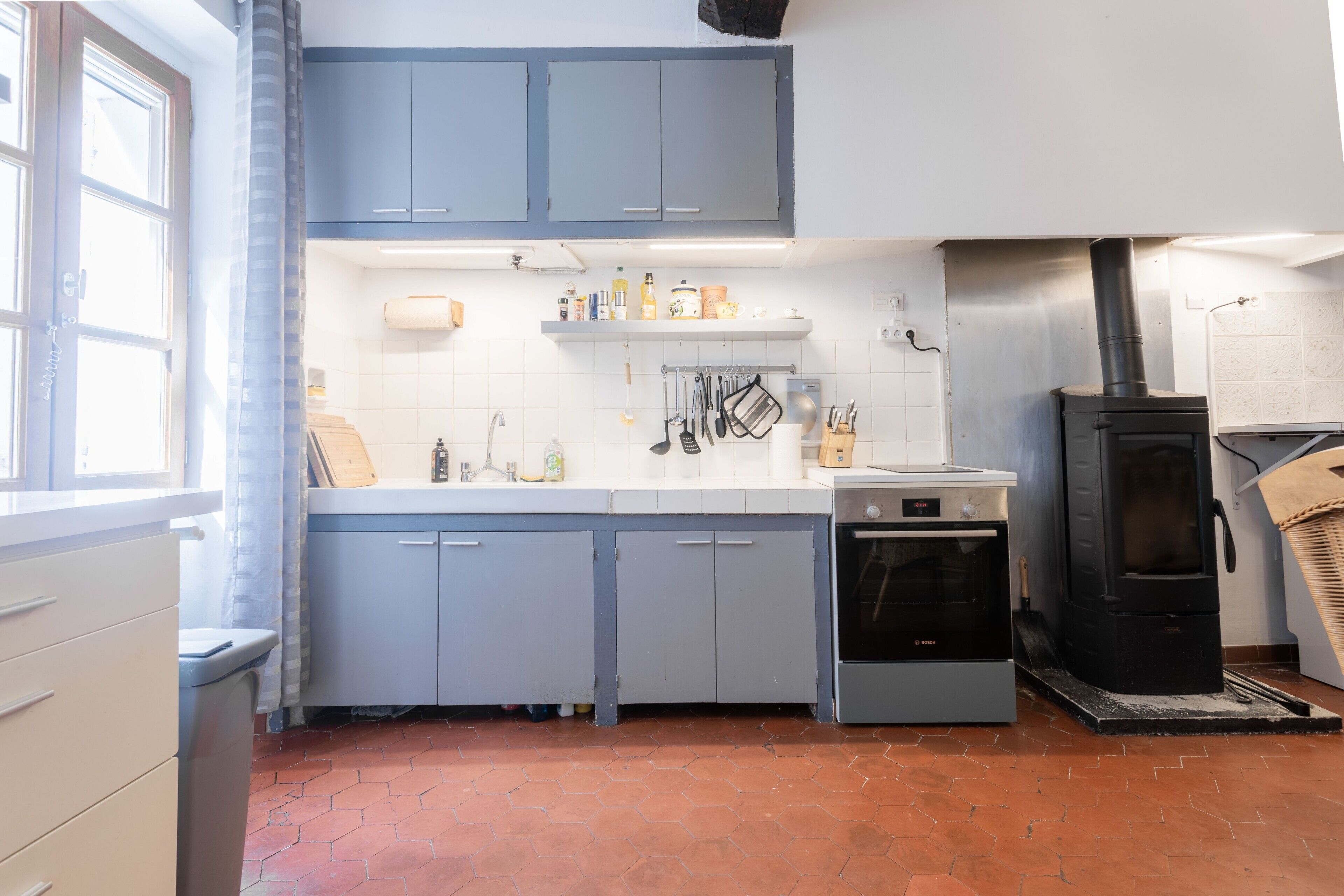 Kühlschrank, Ofen, Herdplatte, Geschirrspüler