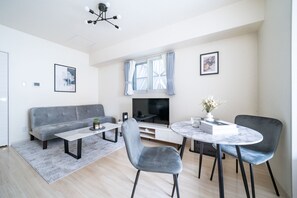 Flat-screen TV - HILLS SAPPORO 402 (Sapporo)
