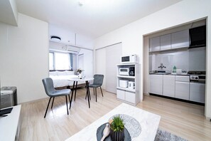 In-room dining - HILLS SAPPORO 402 (Sapporo)