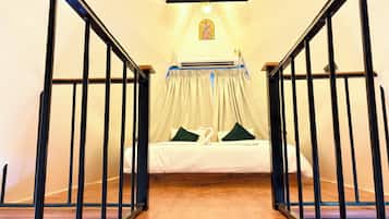 Luxury Double Room | Free WiFi