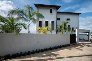 Fachada del alojamiento