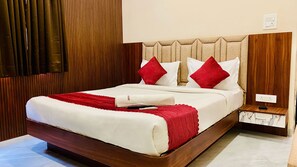Executive Room, City View | Desk, laptop workspace, free WiFi - Hotel Anand Palace & Restaurant (Indore)
