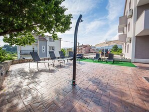 Exterior - Holiday Home J&D No.3-six Bedroom House With Pool (Podstrana)