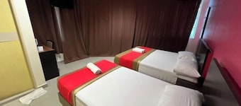 Hotel Crystal Villa