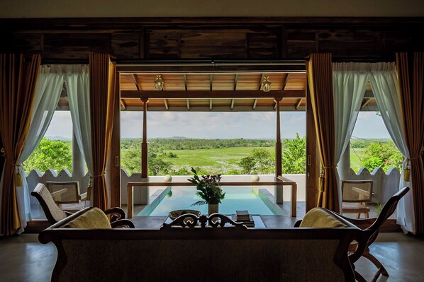 Televisión de pantalla plana