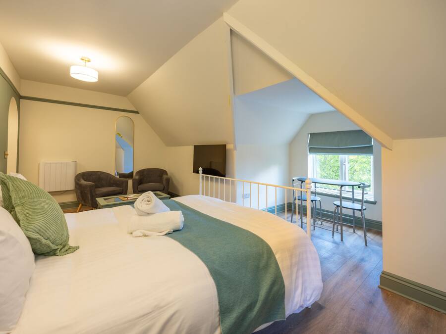 Chambre Double Classique, salle de bains attenante (Double room) | Fer et planche à repasser, Wi-Fi gratuit
