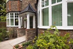 Classic Triple Room, Ensuite | Property entrance - The Limes York (York)