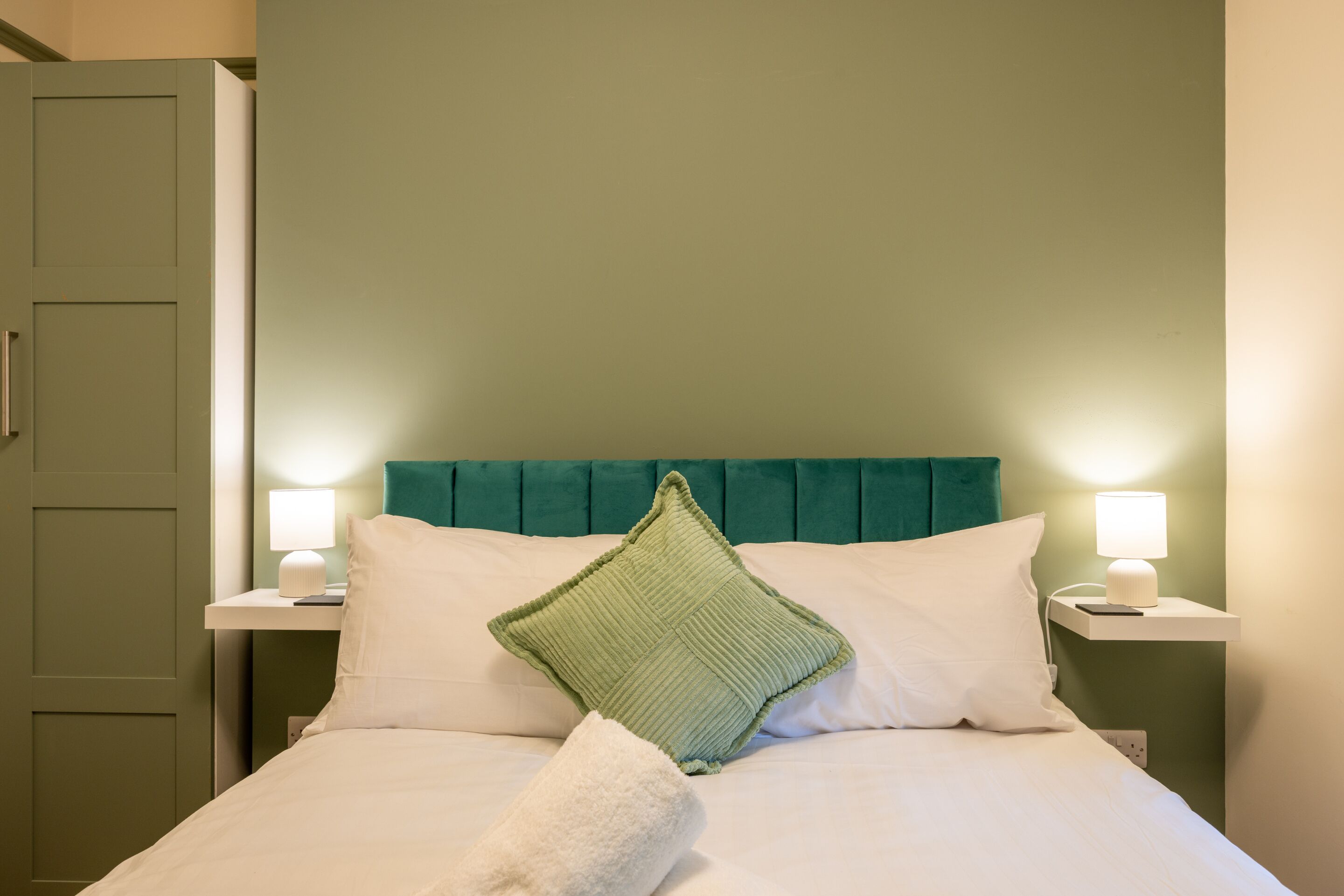 Dobbeltrom – classic, eget bad (Double room) | Strykejern/-brett og wi-fi (inkludert)
