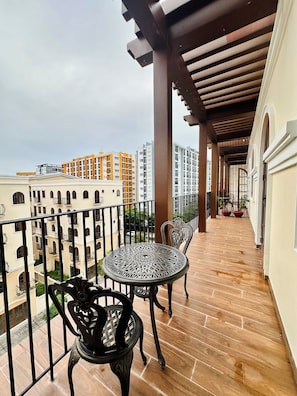 Estudio Deluxe, balcón, vistas a la ciudad | Vistas desde la habitación