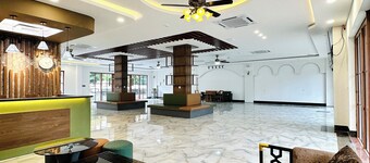 Momento Phu Quoc Hotel