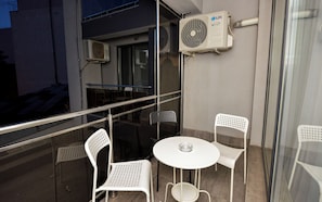 Luxury Apartment | Balcony