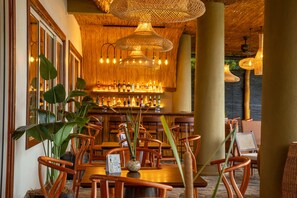 Bar (in der Unterkunft)