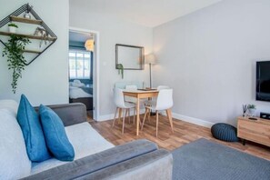Room - Bayview 87 - 2 Bedroom Chalet - Bayview Oxwich (Penrice)