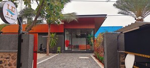 Entrada de la propiedad