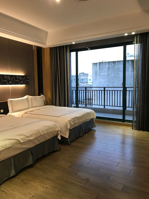 Standard Quadruple Room