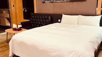 Basic Double Room | Down comforters, blackout drapes, soundproofing, free WiFi