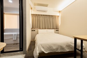 Habitació doble Comfort, vistes a la ciutat | Wifi gratuïta 