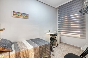 3 bedrooms, iron/ironing board, WiFi, bed sheets