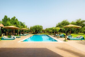 Outdoor pool - Villa Stevana (Oulad Hassoune)