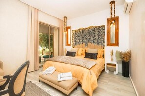 Zimmersafe, Verdunkelungsvorhänge, kostenloses WLAN