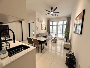 Superior Apartment, 2 Bedrooms, Kitchen, City View