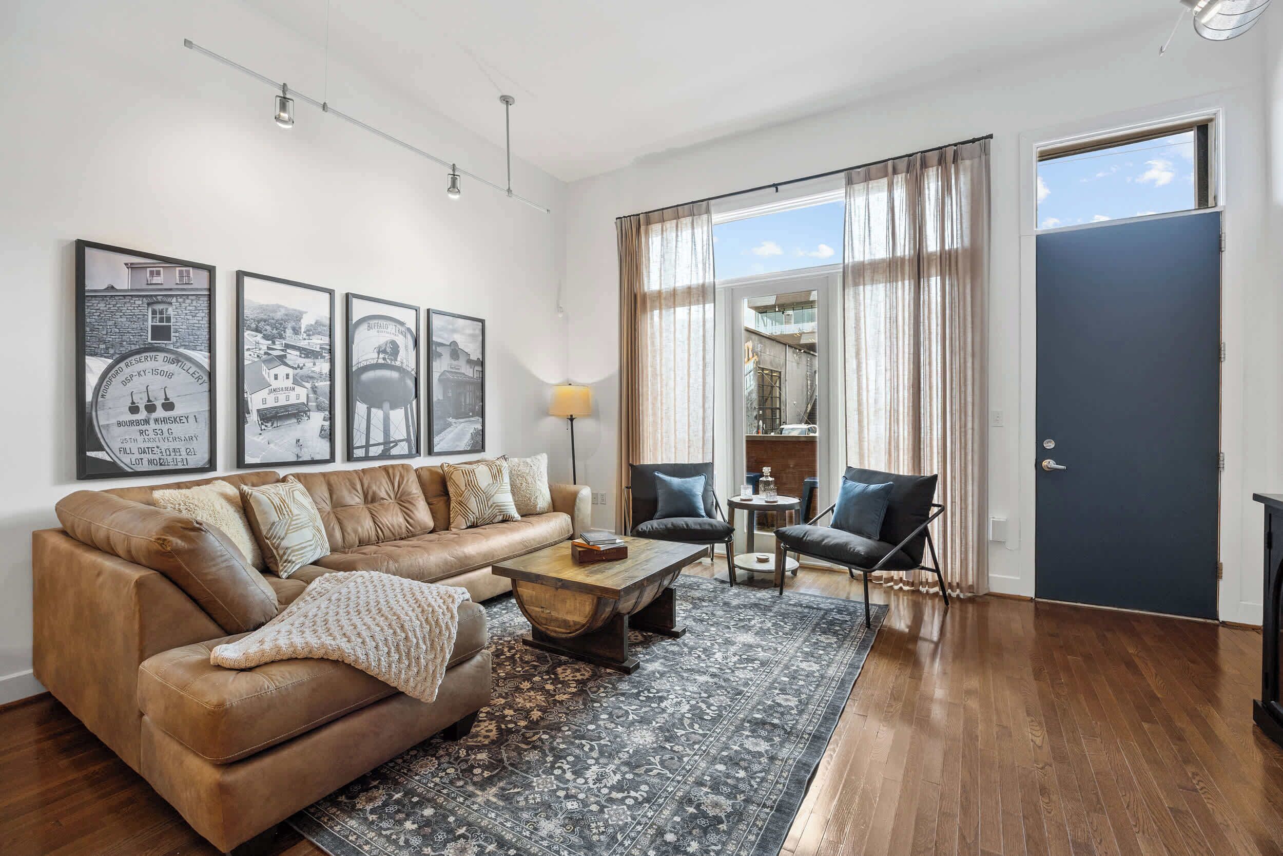 تلفزيون، مكتب