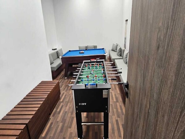 Apartment, 1 Bedroom, Private Pool, City View | Games room