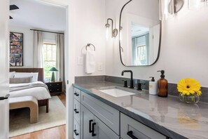 Ducha y secador de pelo