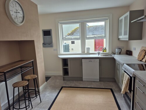 Newly renovated 4 bedroom house