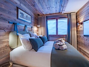 3 chambres, accès au Wi-Fi (inclus), literie fournie