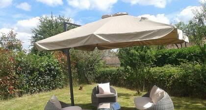 Charmante chambre d'hÎtes rénovée avec parking à La Berthenoux