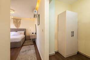Apartment | Iron/ironing board, free WiFi