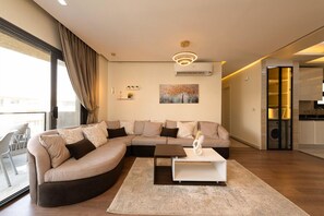 Apartment | Living area