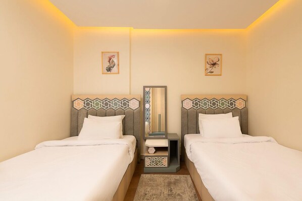 Apartment | Iron/ironing board, free WiFi