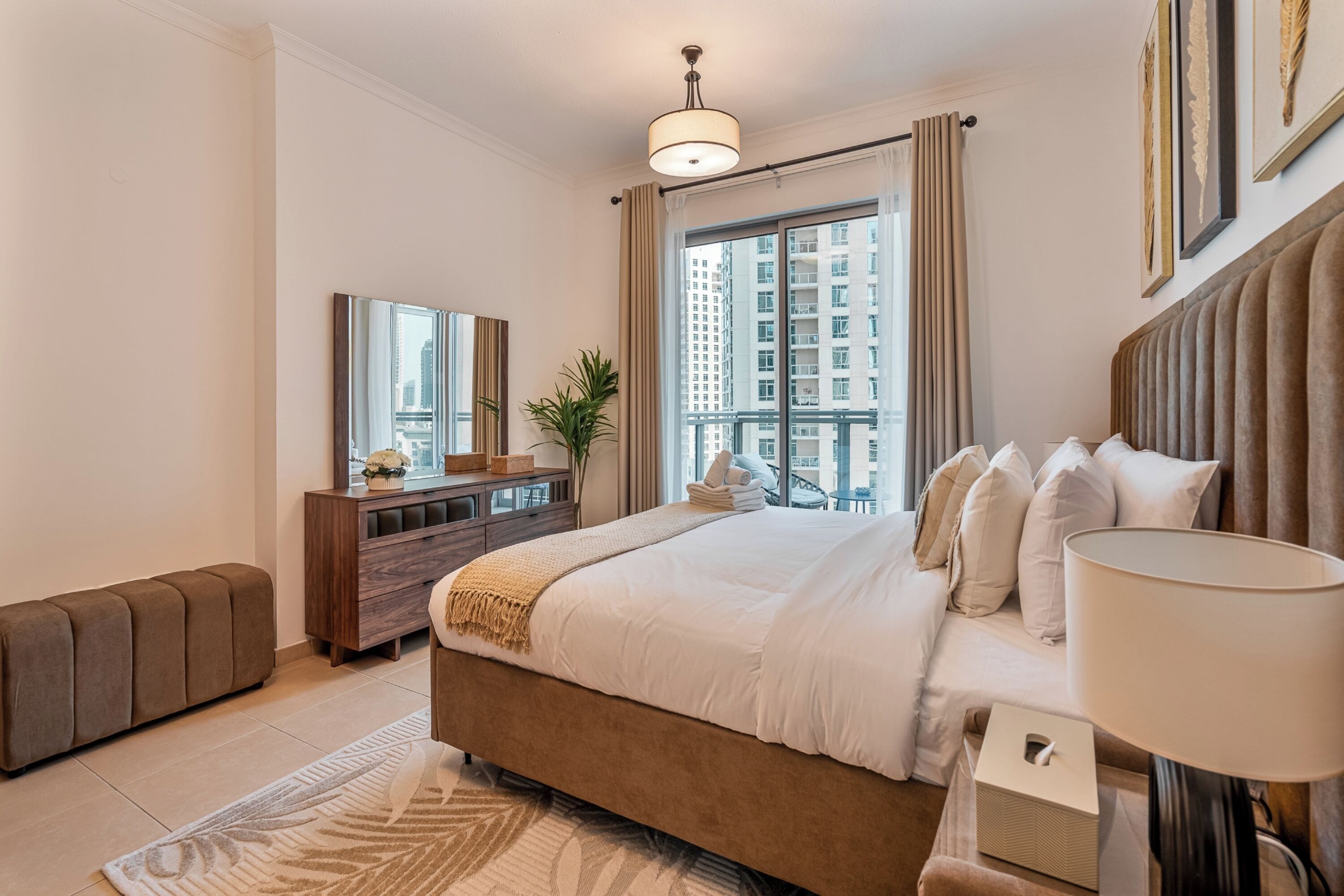 Deluxe Apartment, 1 Bedroom, Canal View | Individually decorated, individually furnished, desk, laptop workspace