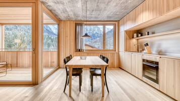 Kühlschrank, Ofen, Herdplatte, Geschirrspüler